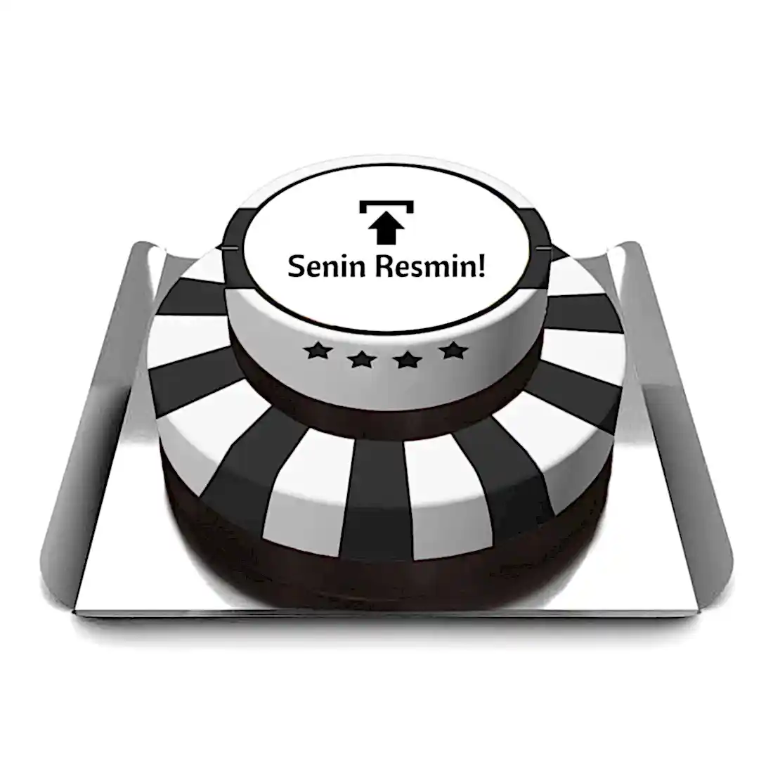 Resimli Siyah Beyaz Pasta