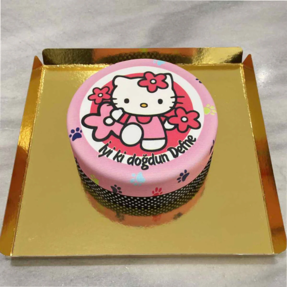 Hello Kity Pastası