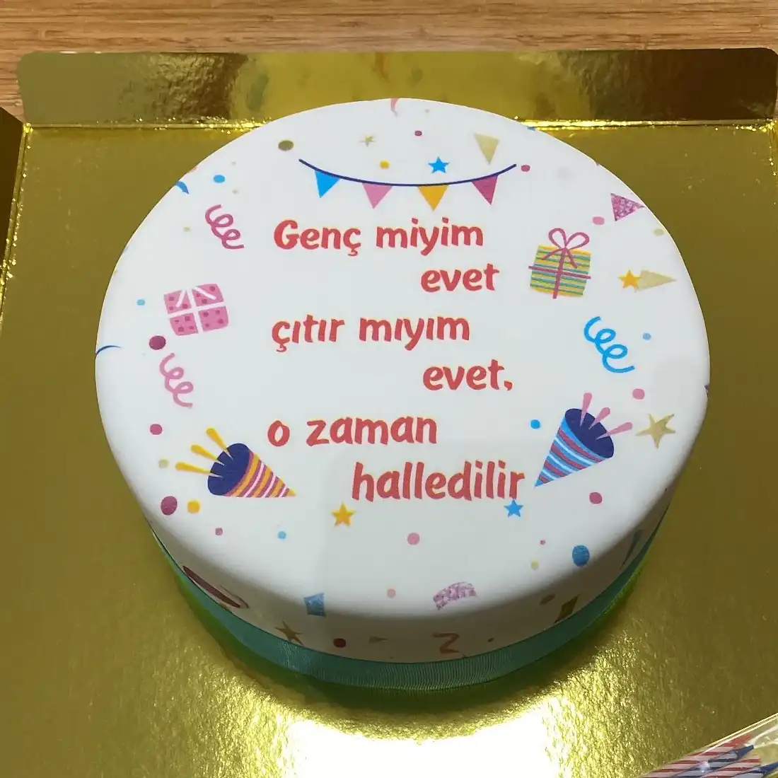 Yazılı Tasarım Pasta