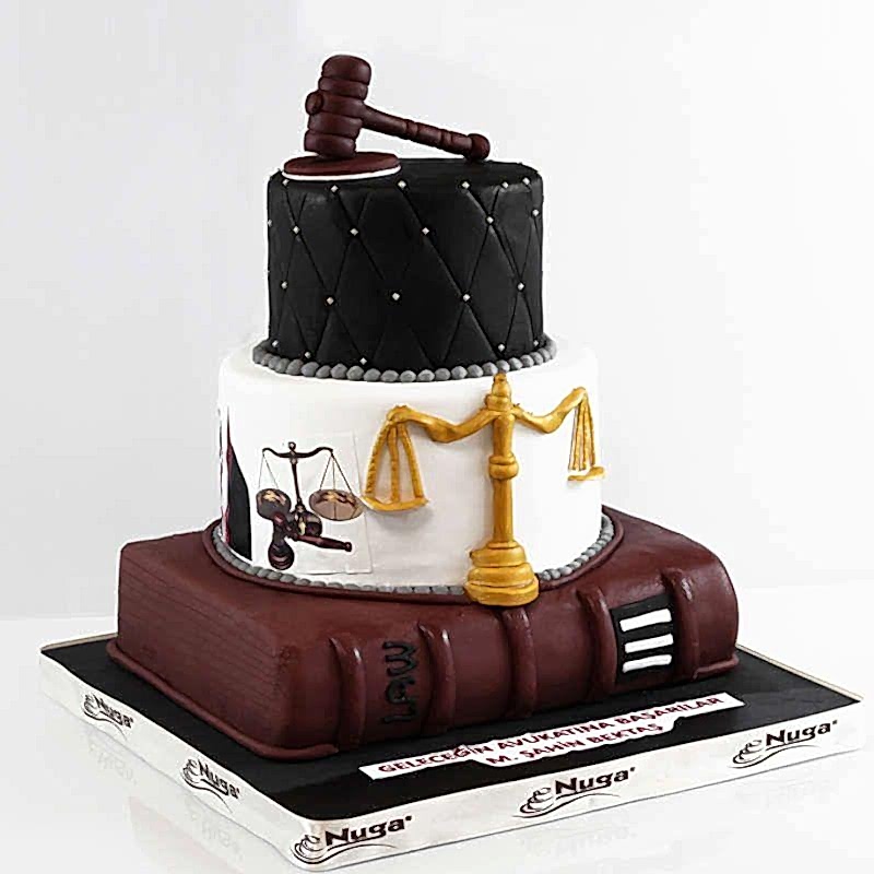 Adalet Terazisi Kutlama Pastası