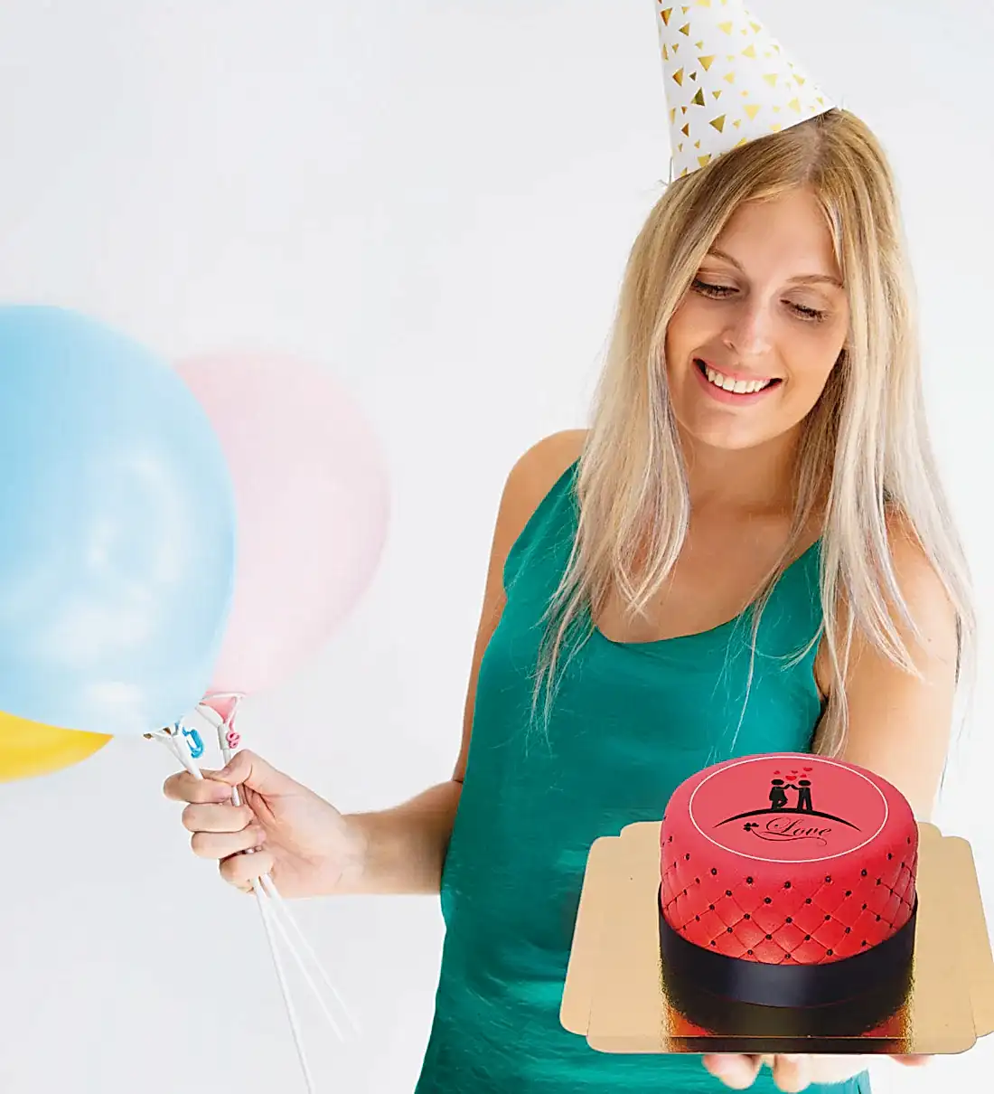 Kırmızı Deluxe Butik Pasta